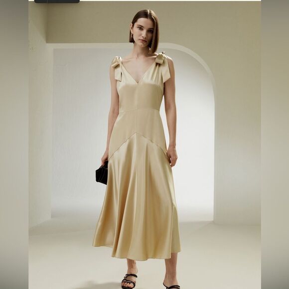 Lilysilk Dresses & Skirts - NEW Lilysilk Mulberry Silk Tie Strap Ivory Dress Size 4